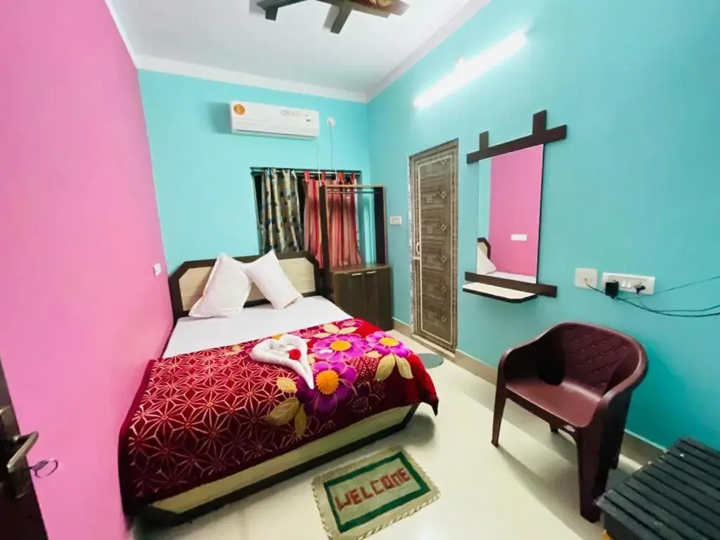 Chaiti Lodge - Santiniketan Bolpur
