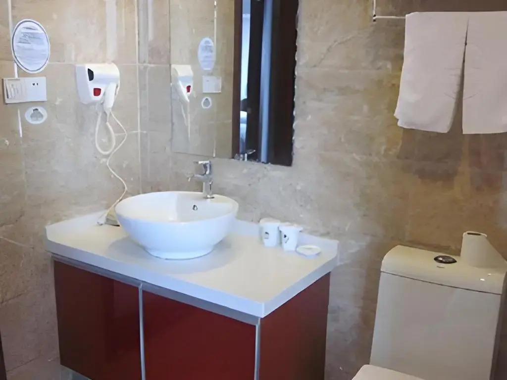 Greentree Inn Changzhou Liyang Pingling Square Business Hotel
