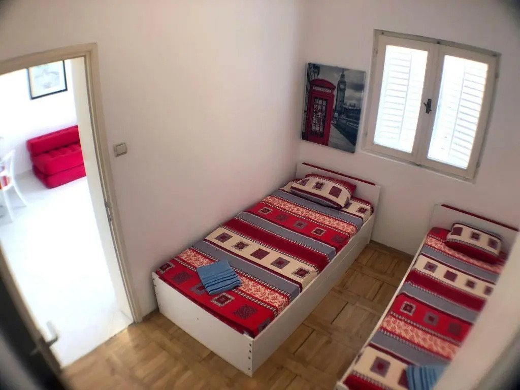 One bedroom Apartment 500m from the beach