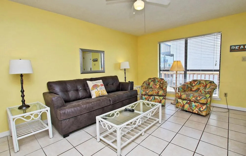 Sand Dollar 28 by Youngs Suncoast