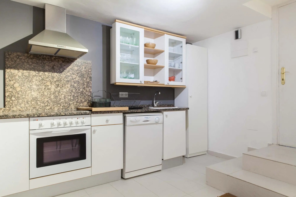 M (AXIII83) Apartamento con jardín Hispanoamérica