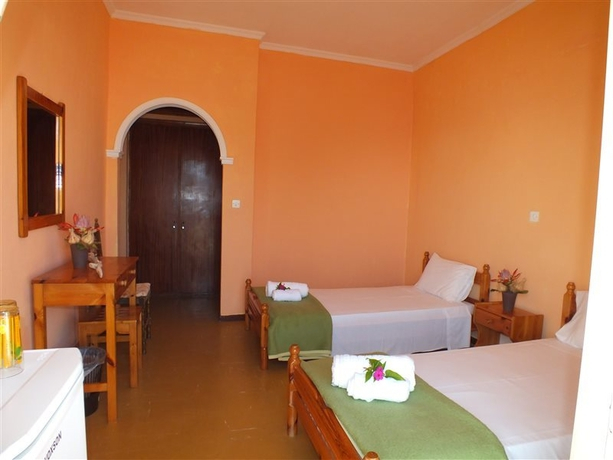 Akis Rooms