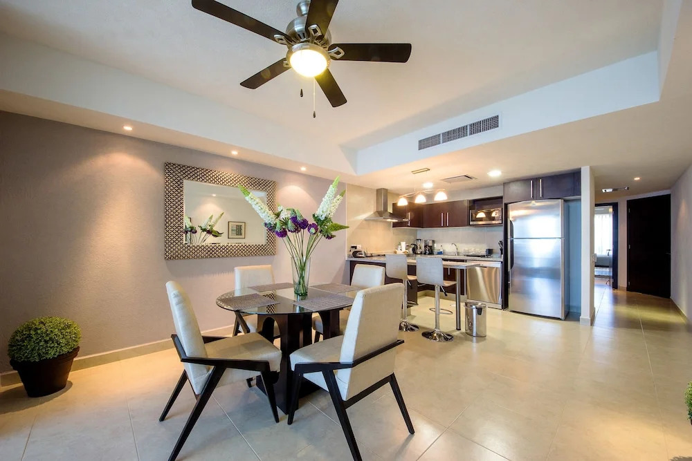 Stunning Upgraded Condo All Oceanfront