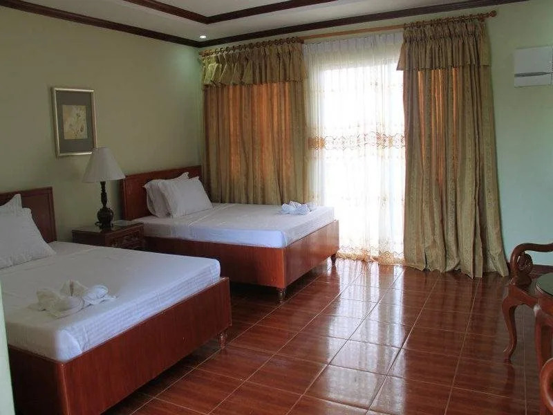 La Vista Hotel & Beach Resort