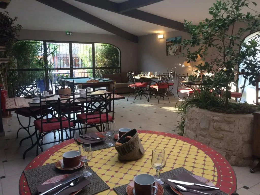 Le Patio34