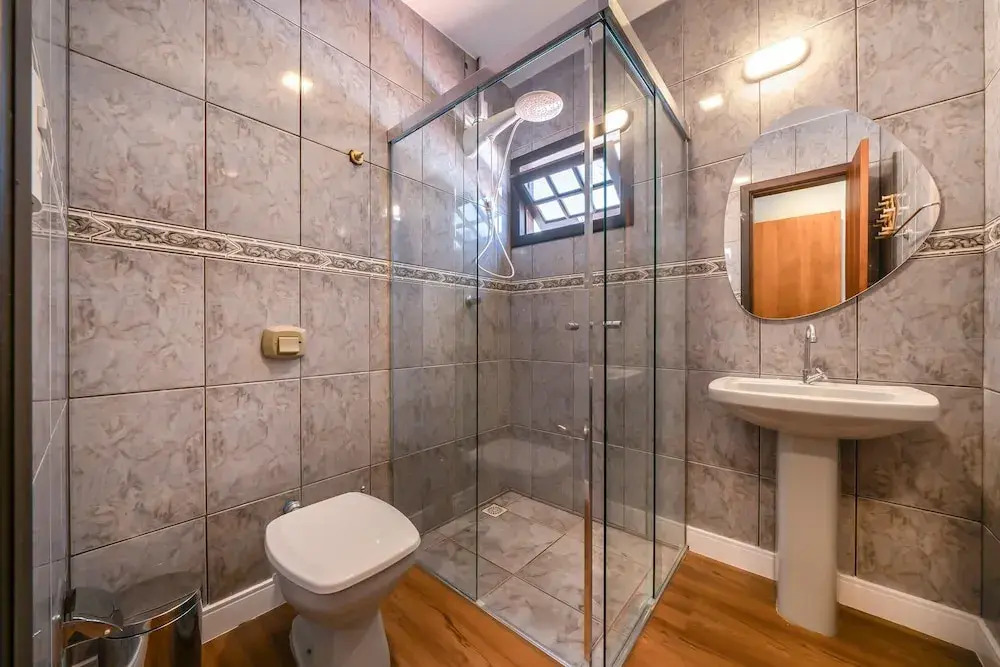 Casa alto padrão com piscina 15 pessoas