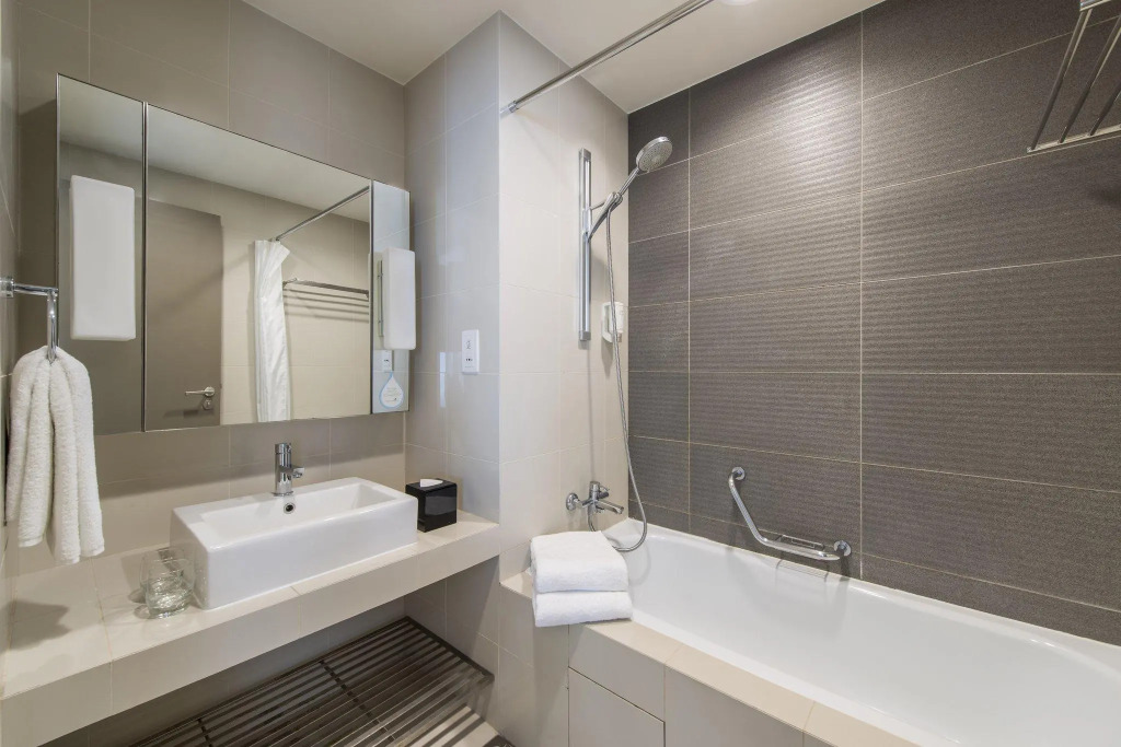 Weave Suites - Hillside