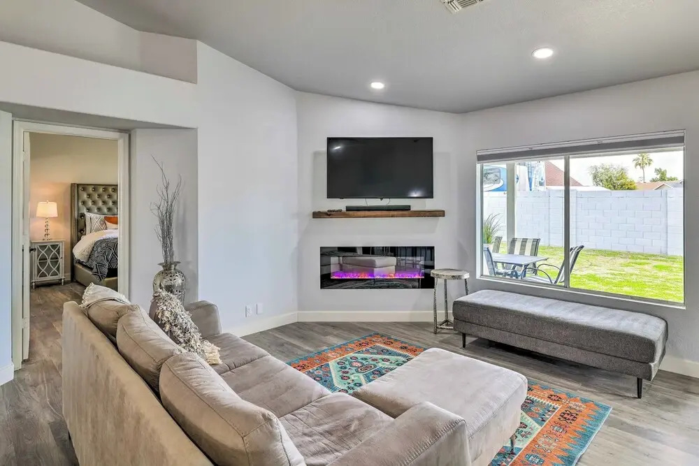 Group Getaway in Glendale < 1 Mi to Westgate!