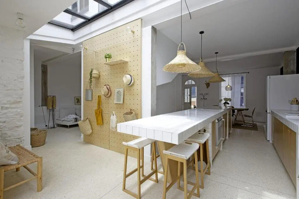 Bohemian house with terrace and parking 5 min from the beach - Welkeys