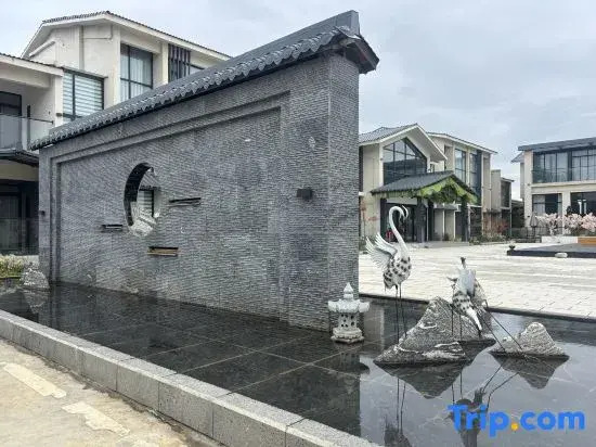 Hongyuan Qingfeng Yashe Homestay