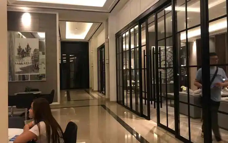 Luxury LaRiz Mansion Condominium