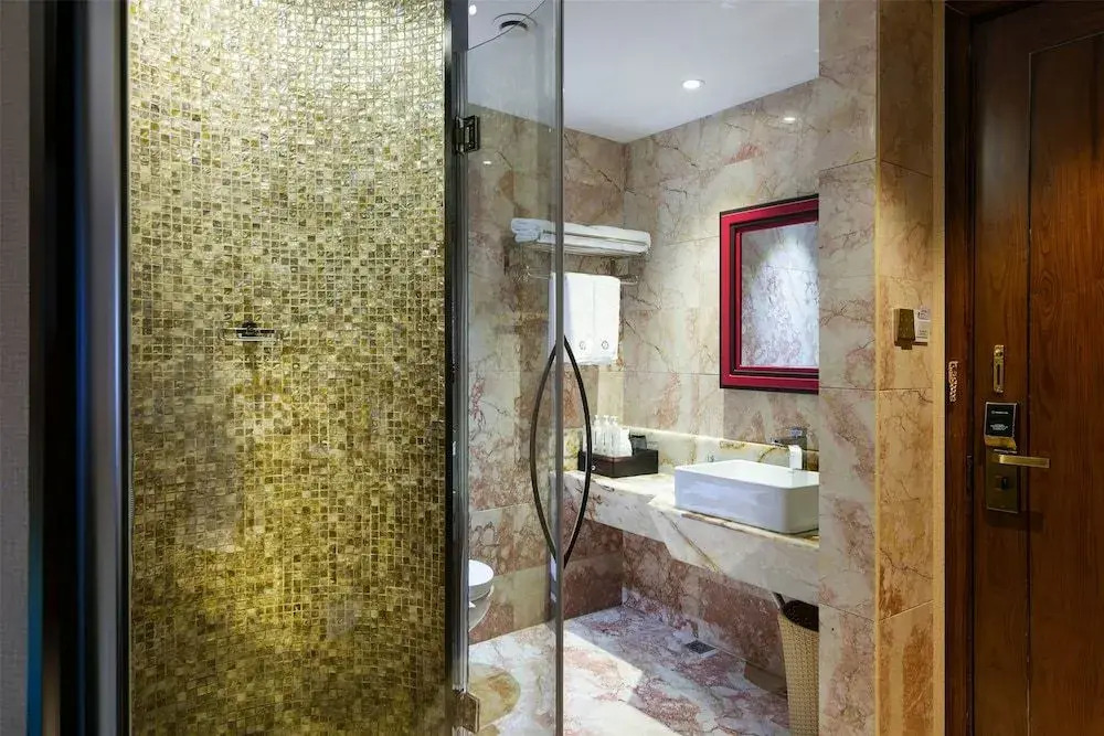 Jinchen Hotel (Hangzhou Huanglong Sports Center)