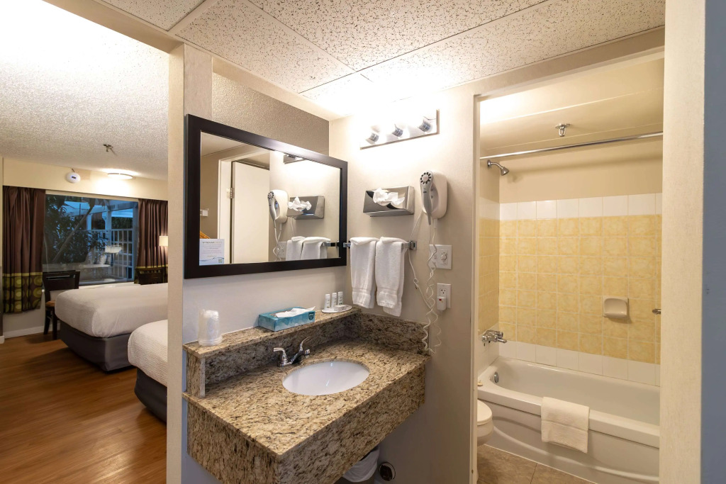 Super 8 by Wyndham Prince George