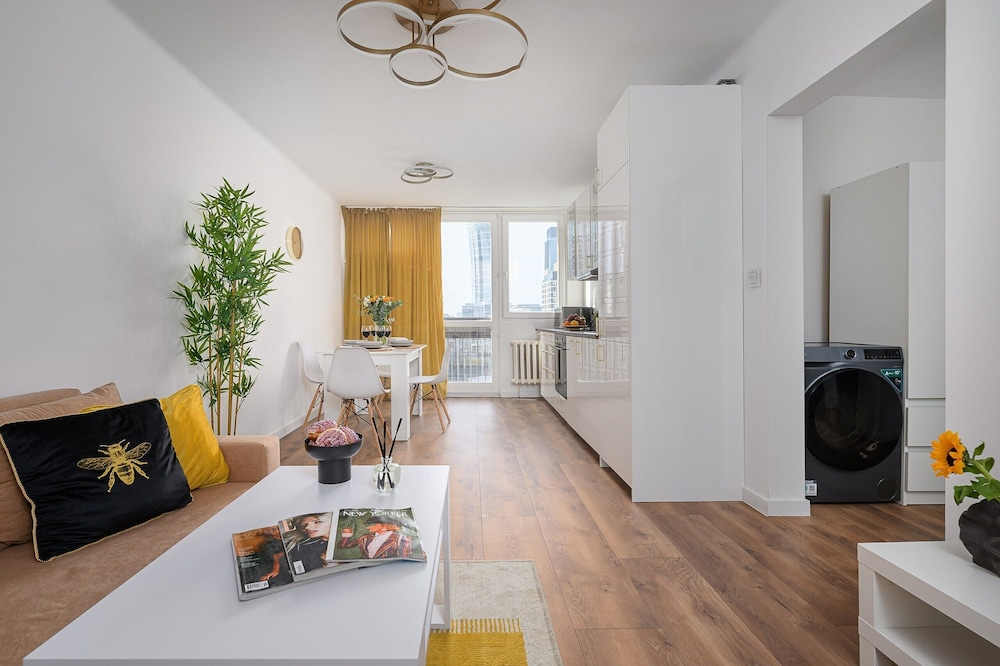 Lumina comfy 4-room apartment center
