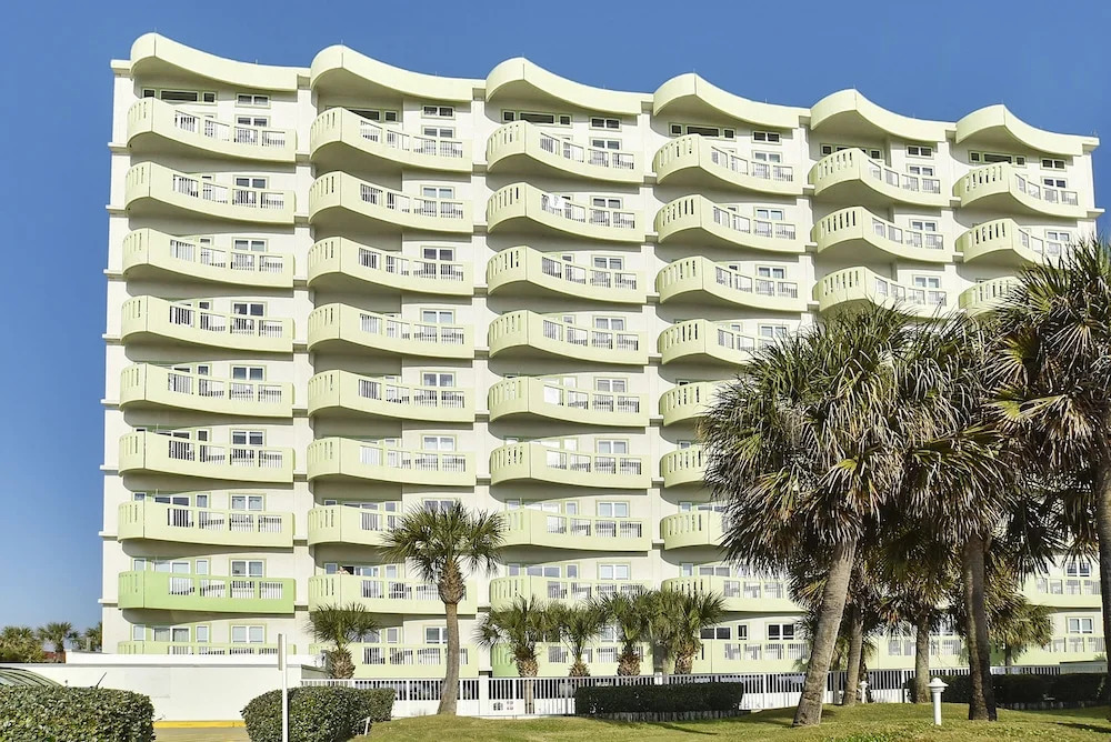 Ocean Grove 301-greta House 3 Bedrooms 2 Bathrooms Apts