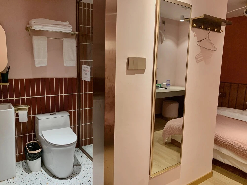Lia Hotel