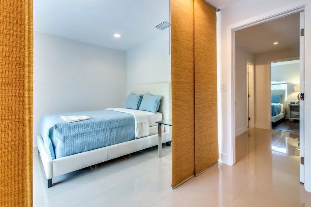 Casablanca - 5 Br Villa