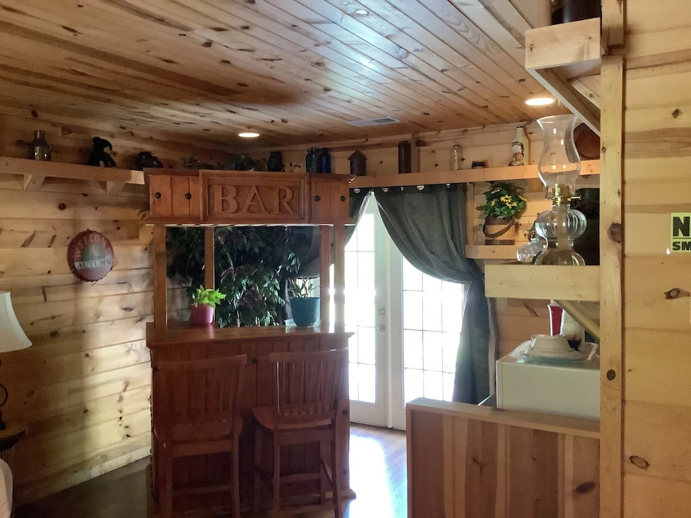 Nacoochee Valley Lodge