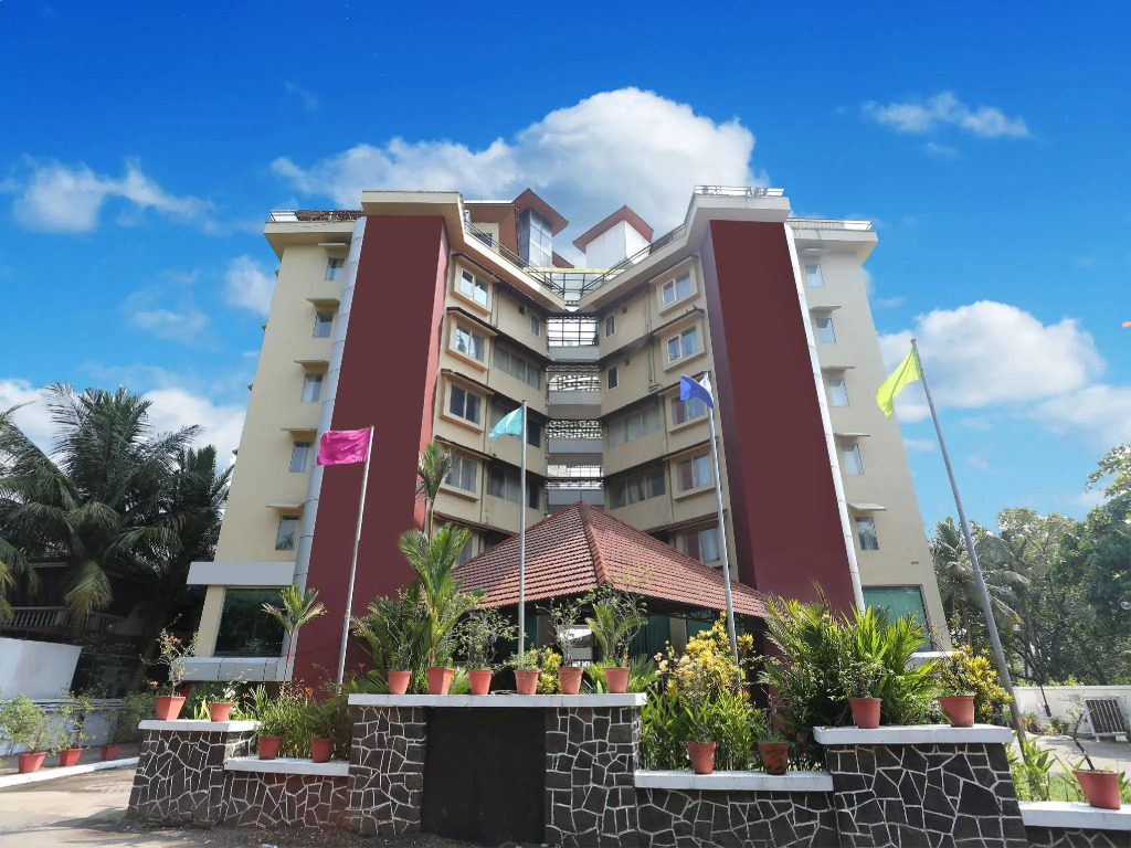 OYO 10719 Mermaid Hotel