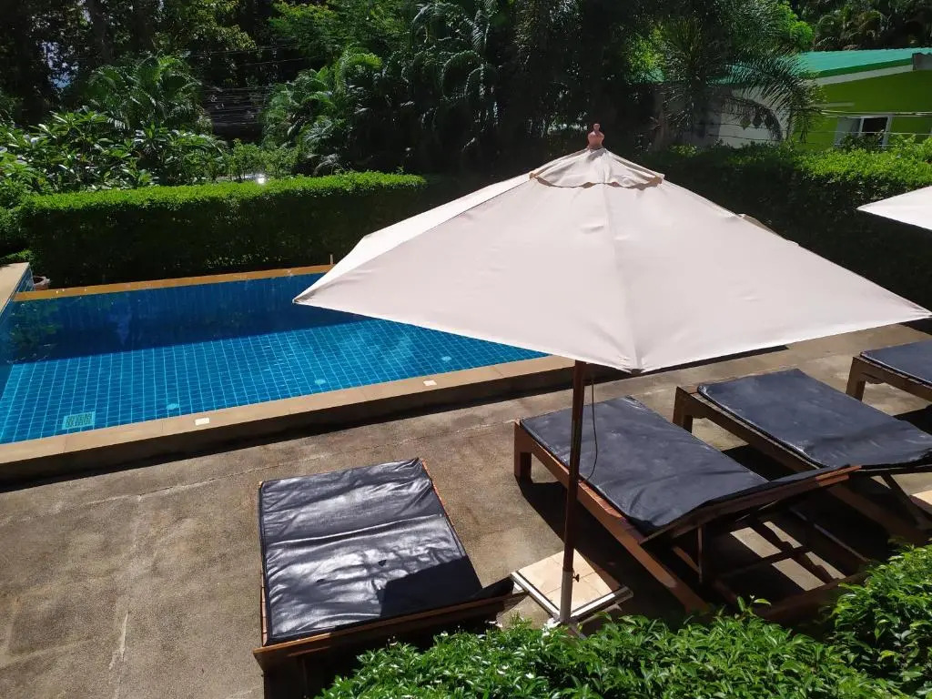 Baansanook Resort & Swimming Pool