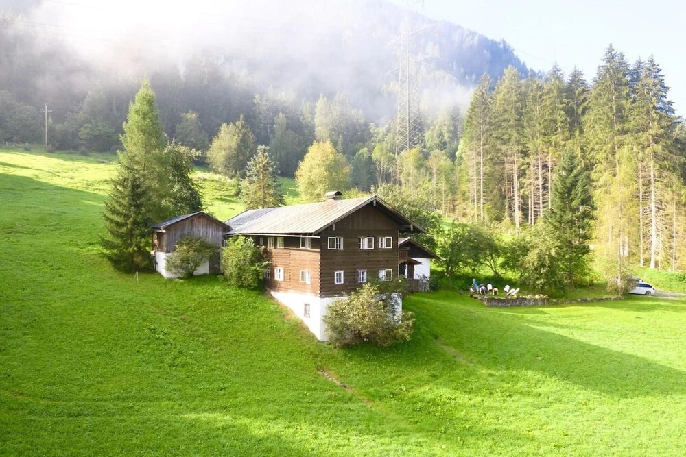 Mountain-view Cottage 15 beds-Pets welcome