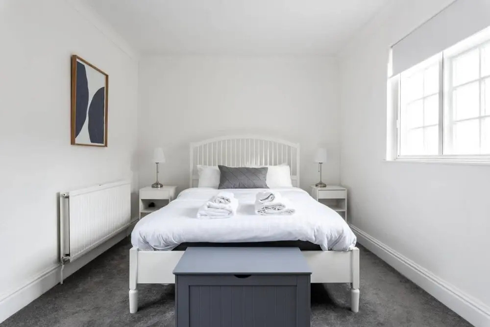 Modern 1 Bed Apartment Minutes From Brighton Beach