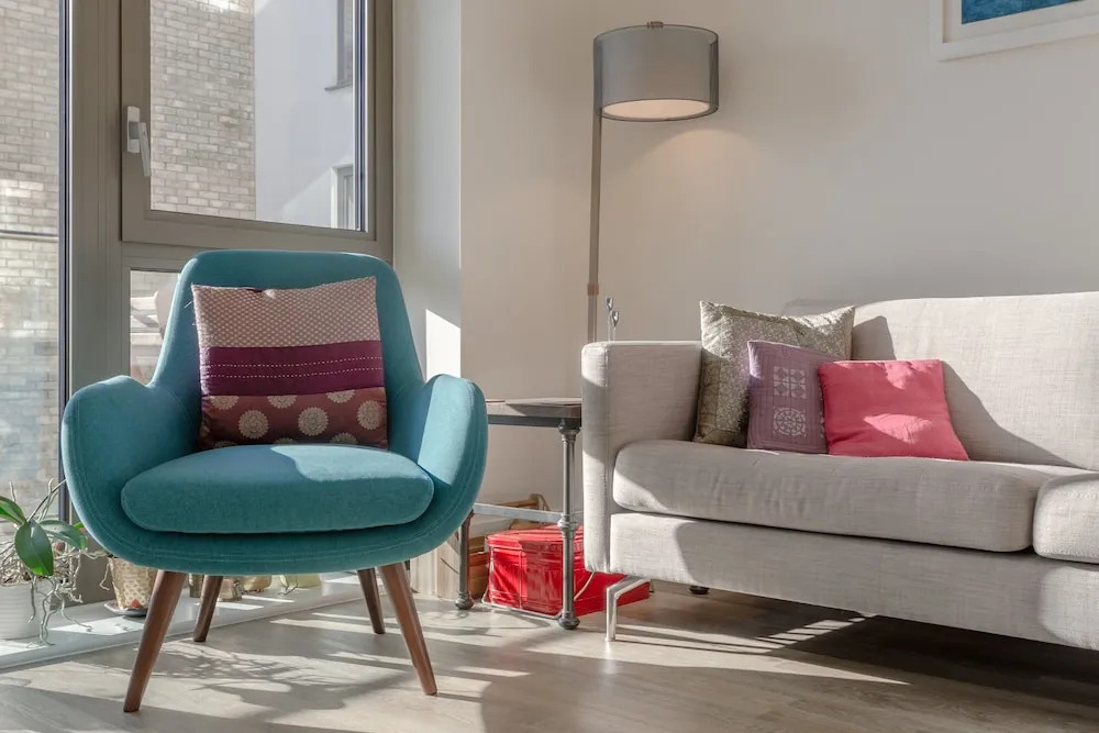 2 Bedroom Balcony Flat in Bermondsey