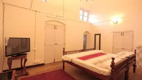 Marsh Villa Luxury Resort