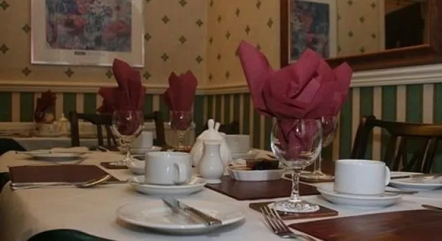 The Knoll Guesthouse