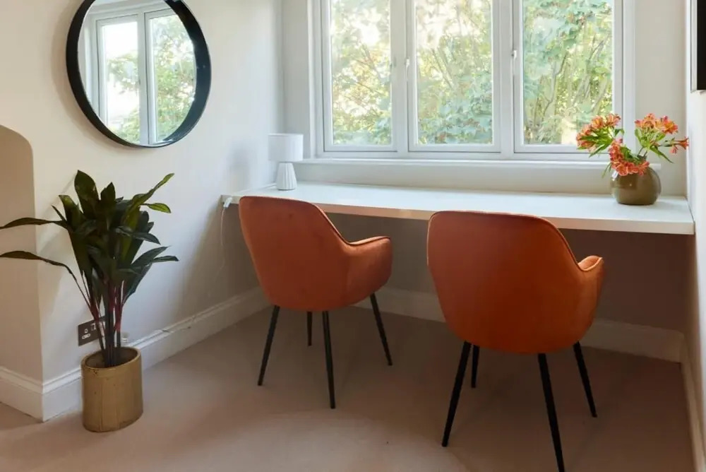 The St Johns Wood Sanctuary - Glamorous 2bdr Flat