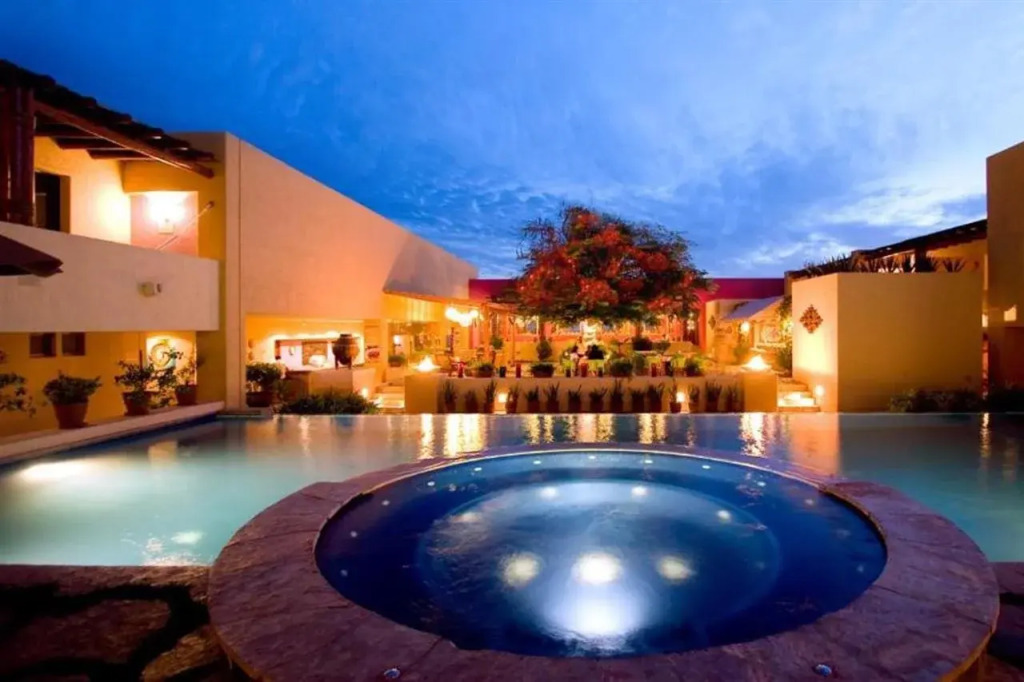 Hotel Los Patios