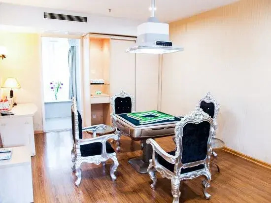 Fantawild Holiday Hotel
