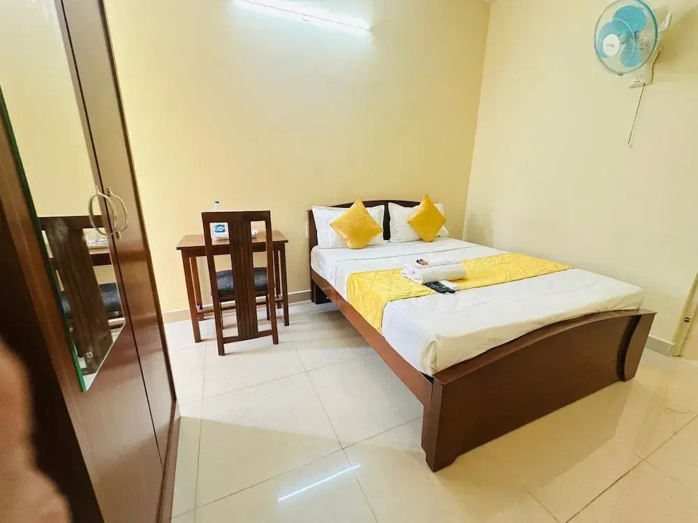S G R Hotel & Lodge
