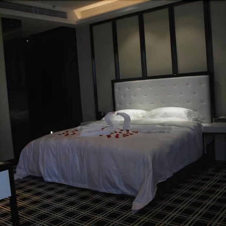 Crystal International Hotel