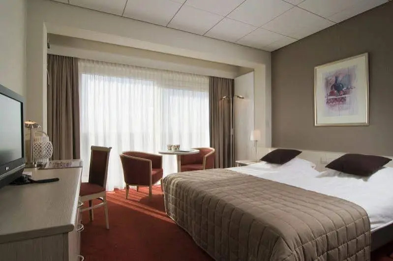 Hotel de Blanke Top