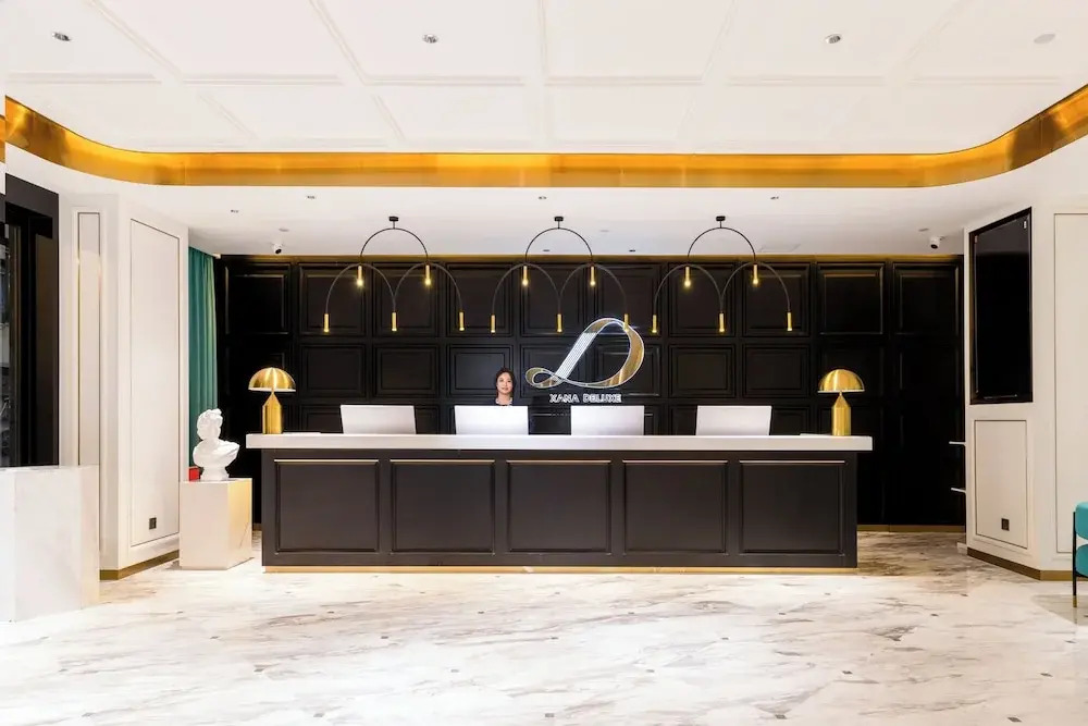 XANA Deluxe International Hotel Dongshankou Metro Station Branch
