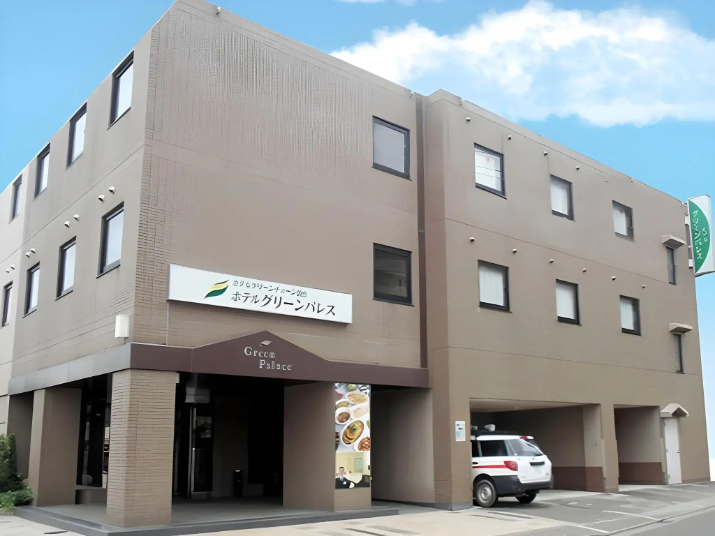 Hotel Green Palace