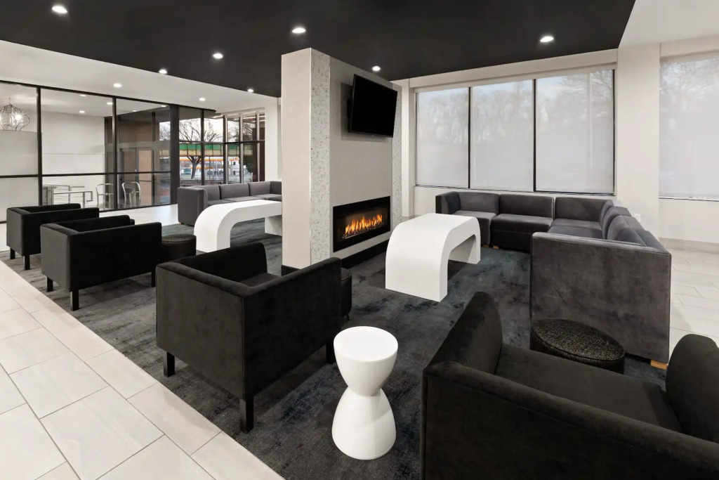 Holiday Inn Express & Suites Washington DC - NoMA by IHG