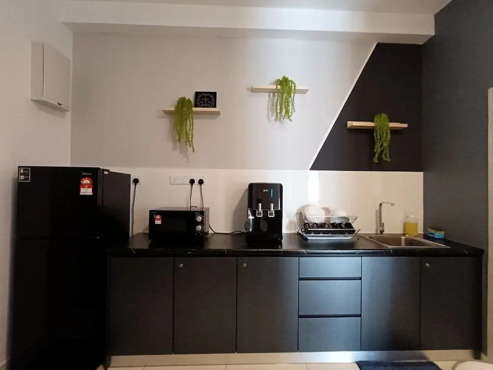 The Horizon Ipoh Dual L12 by Grab A Stay