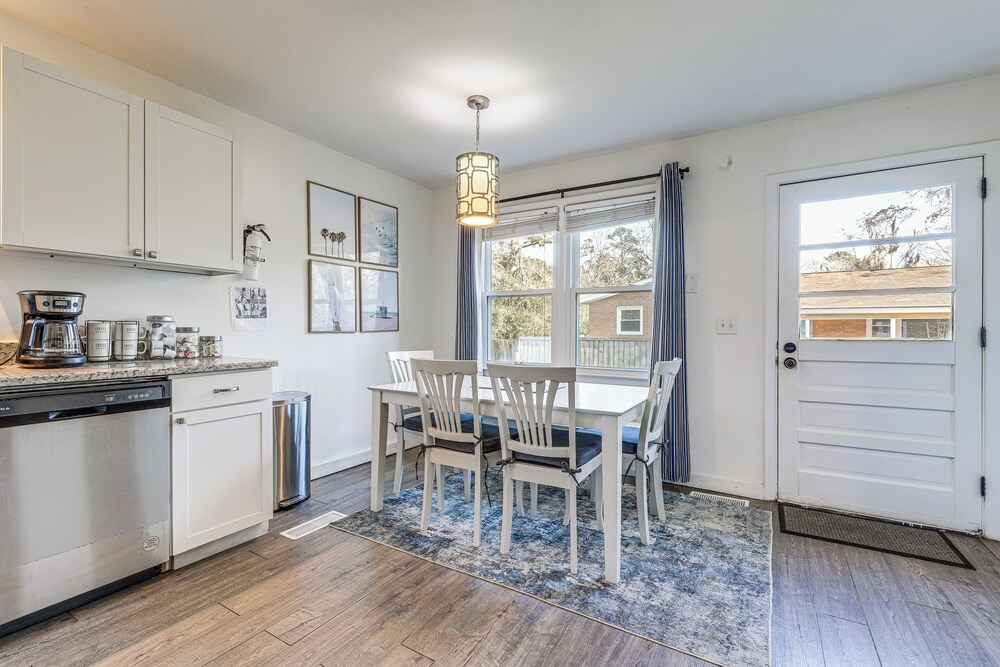1 Mi to Park Circle: Pet-friendly Home w/ Yard