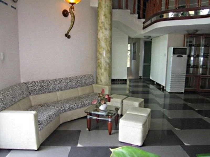 Sun Shine Hotel