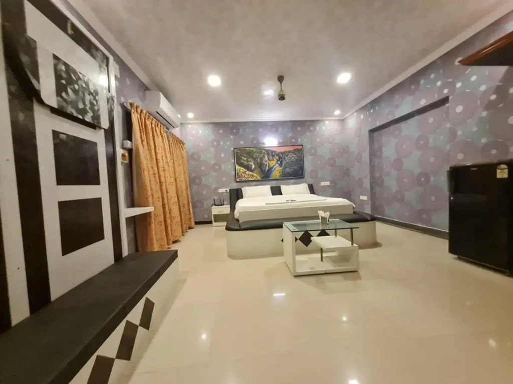 Seasons Suites - JP Nagar