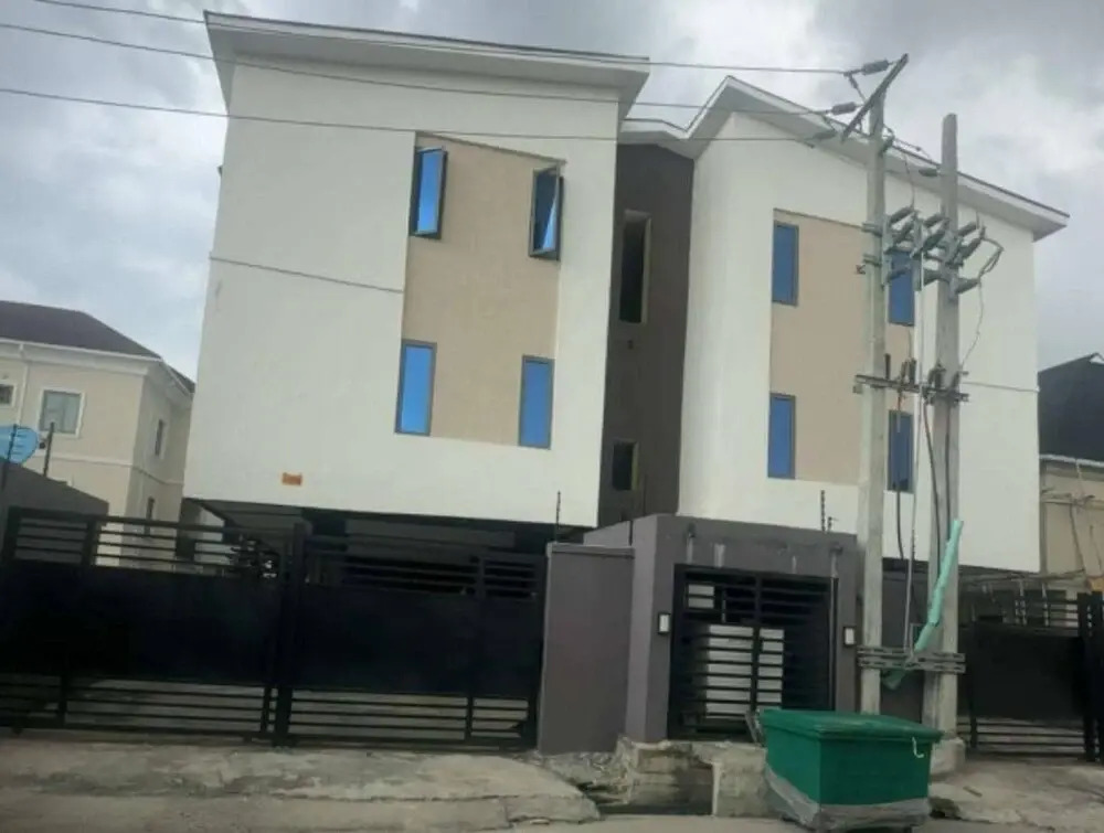 Luxury 2 Bedroom Flat Apartment Heart of Lekki