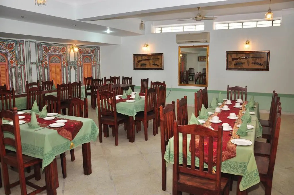 Rani Mahal Hotel