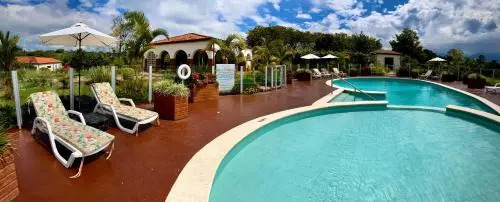 Hotel Estrella Del Monte
