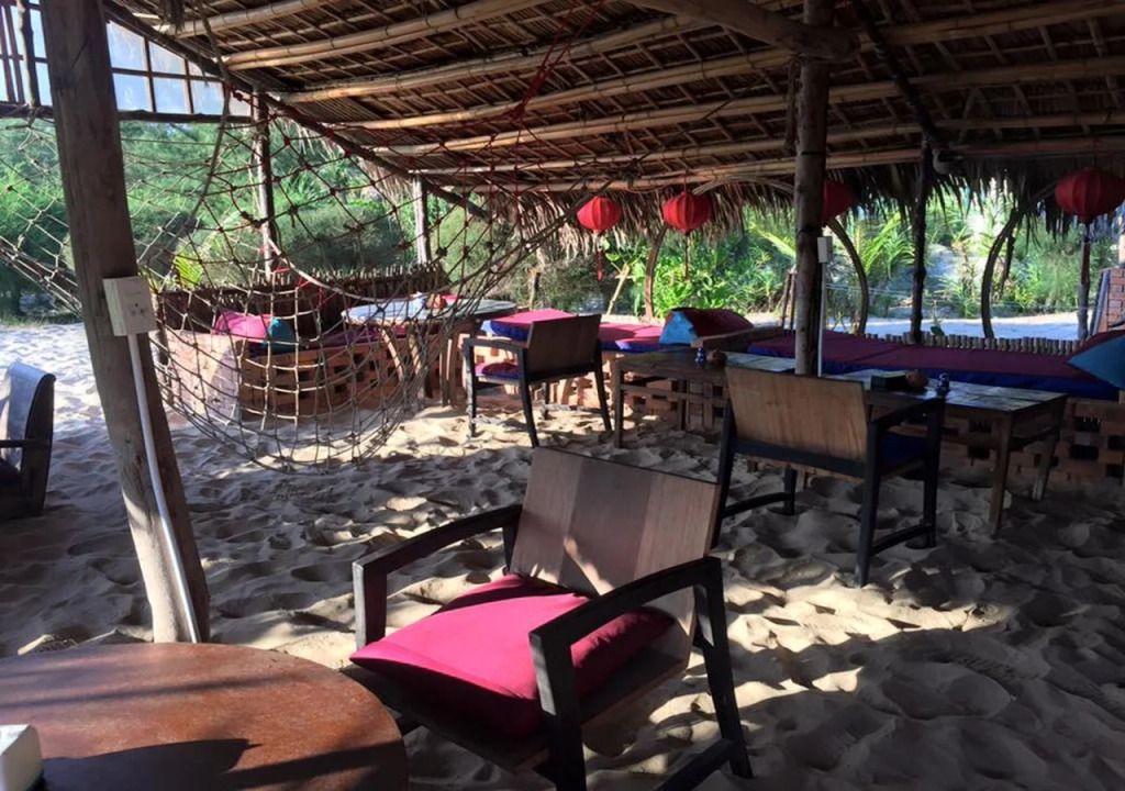 Villa Louise Hue Beach Boutique Hotel