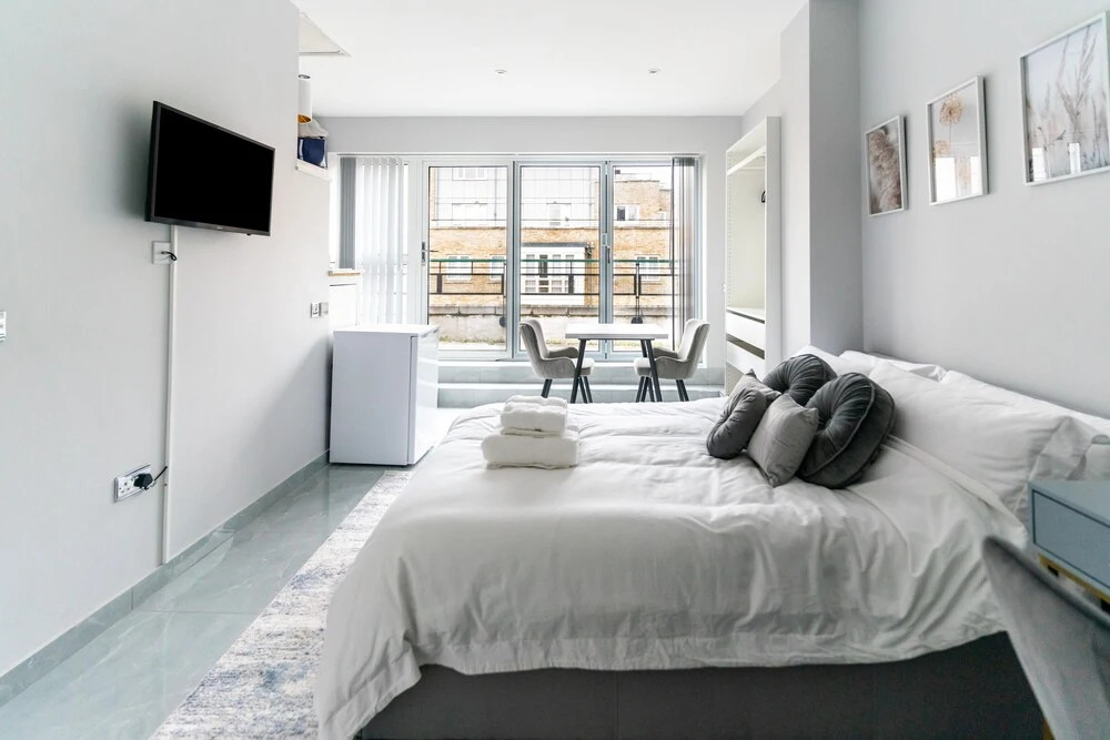 Canary Wharf O2 Deluxe Ensuite Rooms