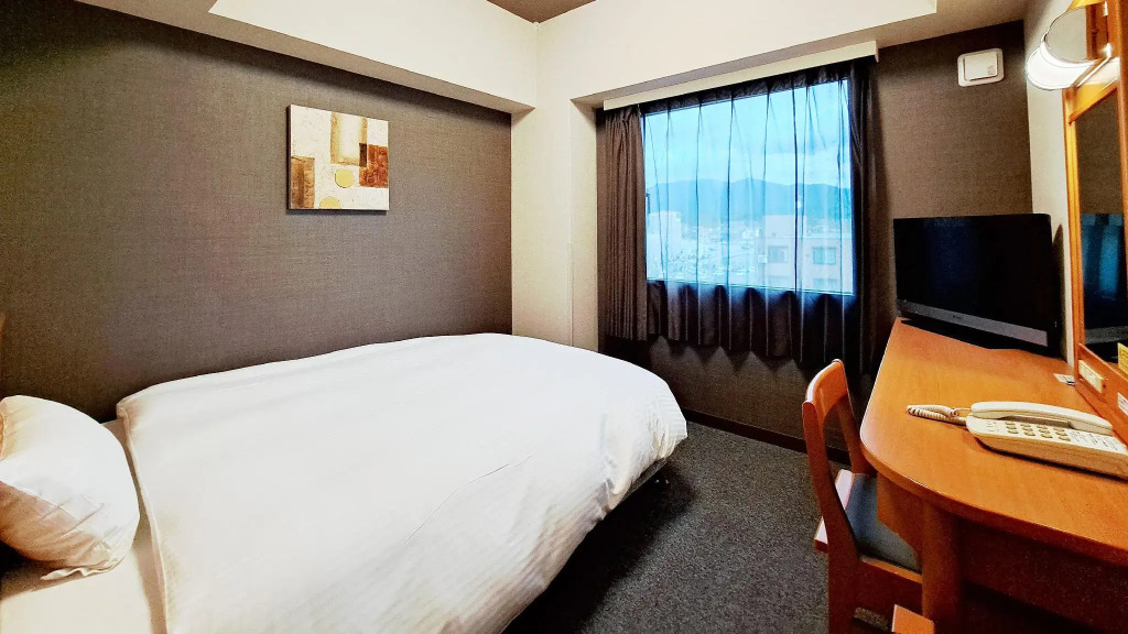 Hotel Route-Inn Shinjyo Ekimae