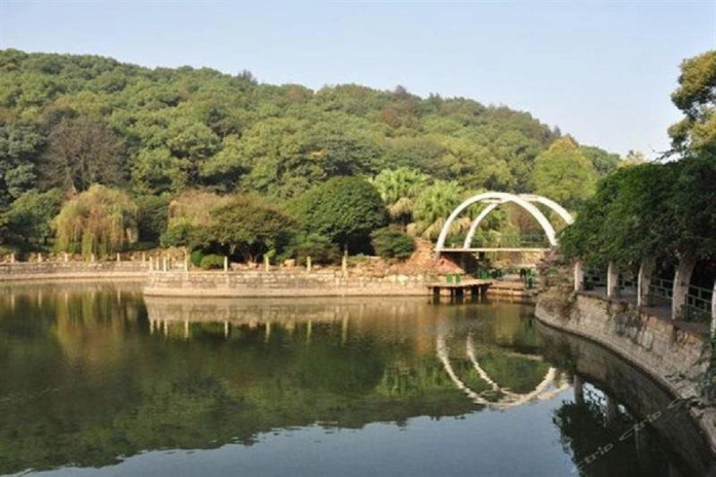 Quanjiayuan Hotel