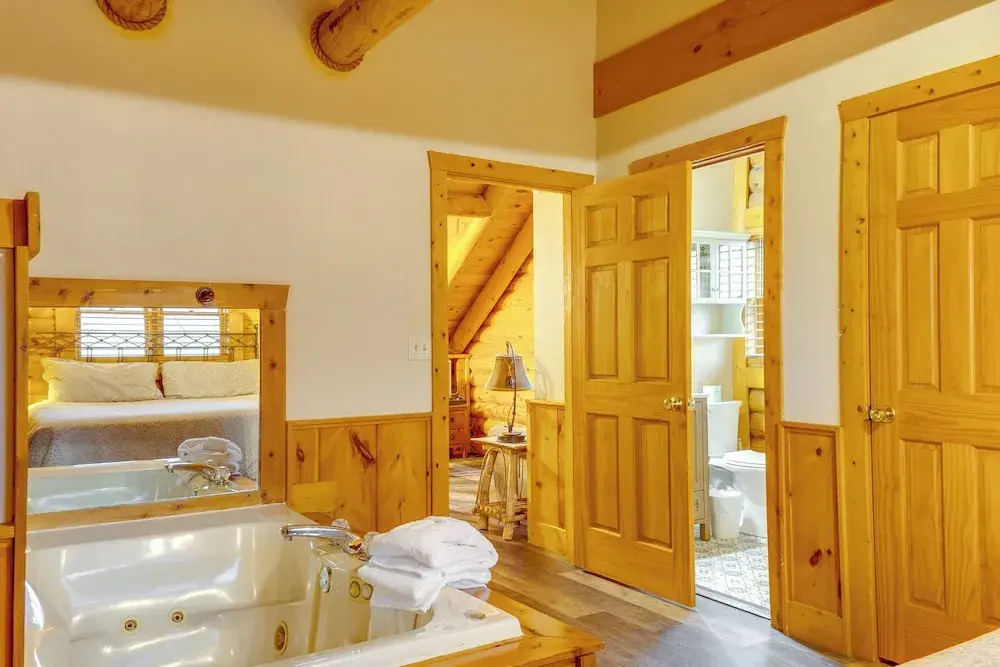 Pigeon Forge Vacation Rental: 1 Mi to Dollywood